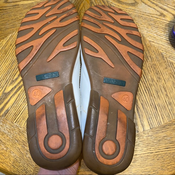 Josef Seibel White Mary Jane (Velcro Straps) - Picture 9 of 11